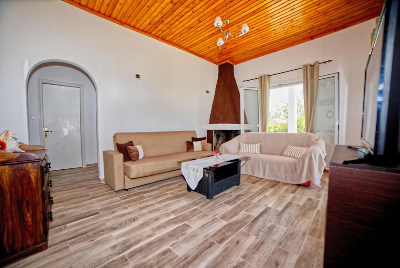 Villa Riviera Agios Georgios  Dış mekan fotoğraf