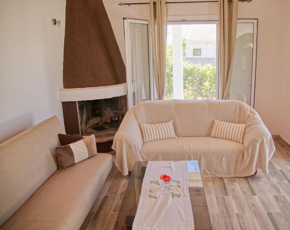 Villa Riviera Agios Georgios  Dış mekan fotoğraf