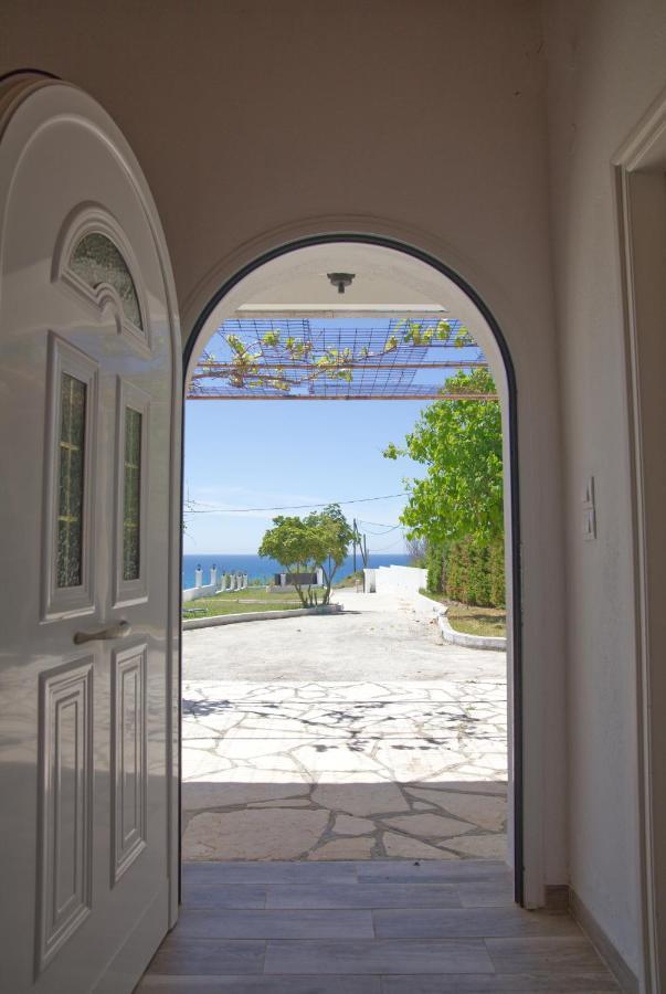 Villa Riviera Agios Georgios  Dış mekan fotoğraf
